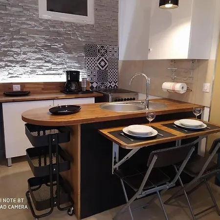 Duplex Avec Jardin, Proche Village Calenzana Extérieur photo